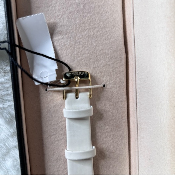 Akribos XXIV Diamond Dial Embellished Gold - Tone Watch New - Picture 7 of 7